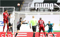 أهداف مباراة نيوكاسل وليفربول