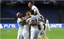 أهداف مباراة أتالانتا وب. س. جيرمان