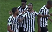 أحمد ريان يصنع هدف التعادل لفريقه أمام سيفاسبور