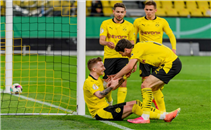 خماسية بروسيا دورتموند أمام هولشتاين كيل 