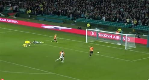 لاعب شاختار يهدر هدفا مؤكدا أمام سلتيك