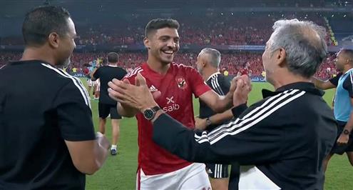 فرحة لاعبي الأهلي وحزن لاعبي الزمالك مع نهاية المباراة