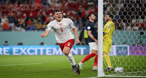 هدف الدنمارك الاول أمام فرنسا (كريستنسن)