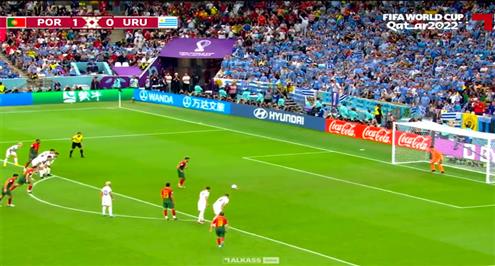 هدف البرتغال الثاني أمام أوروجواي (برونو فيرنانديز)