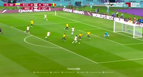 إدريسا جاي يهدر هدفا أمام الإكوادور