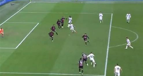 دانييل مالديني يسجل هدفاً رائعاً أمام ميلان ويرفض الإحتفال