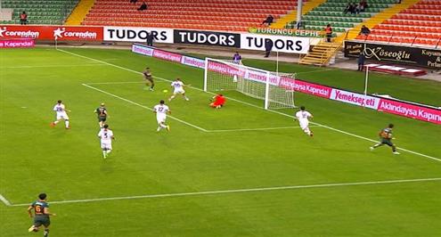 هدف كوكا أمام ساليرنيتانا 