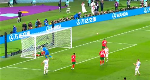 ماتيو كوفاسيتش يهدر فرصة هدف لكرواتيا أمام المغرب