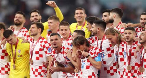 فرحة لاعبي كرواتيا بعد الحصول على برونزية المونديال