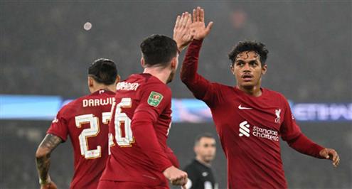 هدف ليفربول الأول أمام مانشستر سيتي ( فابيو كارفاليو )