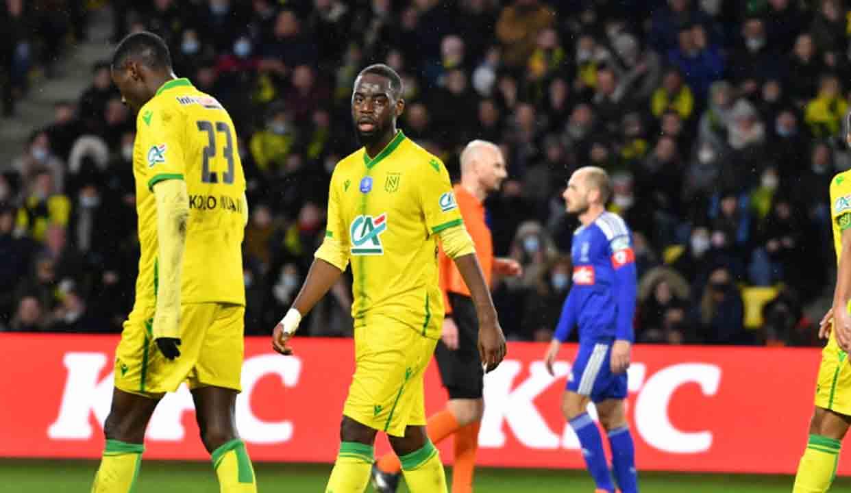 هدفا نانت أمام باستيا