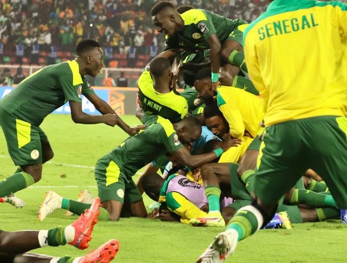 ملخص وركلات ترجيح مباراة السنغال ومصر 