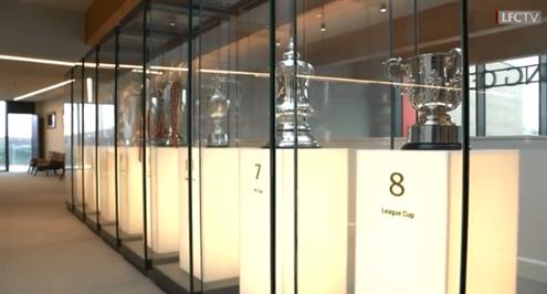 ليفربول يحدث حائط بطولاته بعد التتويج بكأس كاراباو