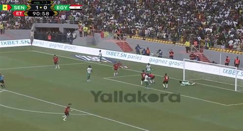 انقاذ من الشناوي أمام السنغال