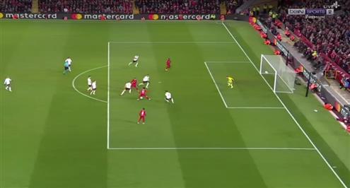 مهارة رائعة من صلاح أمام بنفيكا 