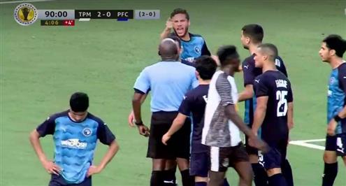 اشتباكات واعتراضات من لاعبي بيراميدز بسبب جمهور مازيمبي