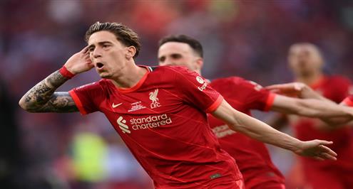 تسيماكيس يسجل ركلة فوز ليفربول أمام تشيلسي