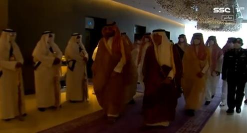 وصول ولي العهد محمد بن سلمان لملعب مباراة الهلال والفيحاء 