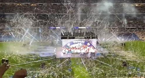 احتفال جماهير ريال مدريد في ملعب سانتياجو برنابيو