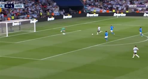 دي ماريا يسجل هدف الأرجنتين الثاني أمام إيطاليا