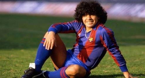 مسيرة مارادونا مع برشلونة