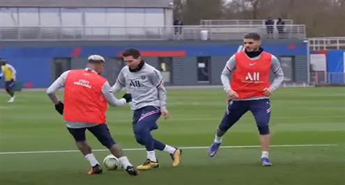 مهارة ميسي ونيمار في مران باريس سان جيرمان