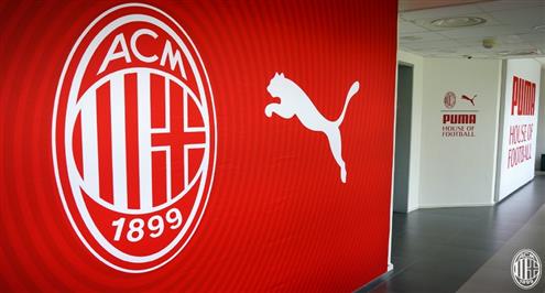 ميلان يجدد تعاقده مع بوما