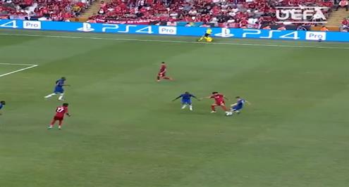 عودة بالذاكرة: مهارة محمد صلاح أمام تشيلسي بكأس السوبر الأوروبي