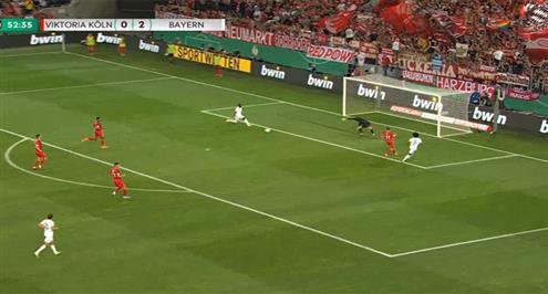 ساديو ماني يسجل هدفا لبايرن ميونيخ أمام فيكتوريا كولن