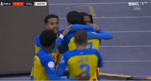 هدف فالنسيا الأول أمام ريال مدريد (صامويل لينو)