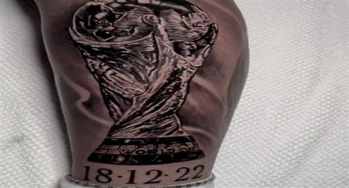 وشم جديد من لياندرو باريديس لاعب منتخب الأرجنتين