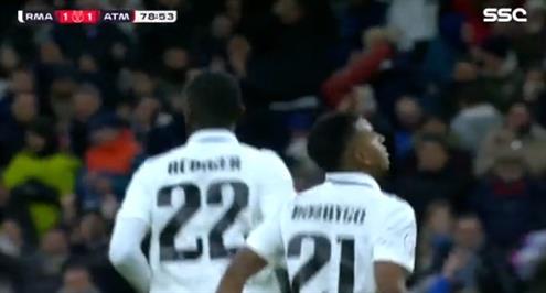 هدف مارادوني.. هدف ريال مدريد الأول أمام أتلتيكو مدريد (رودريجو)