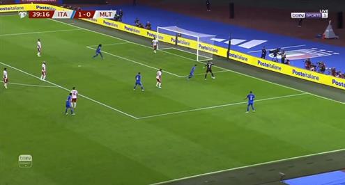 مهارة رائعة من حارس مالطة أمام إيطاليا