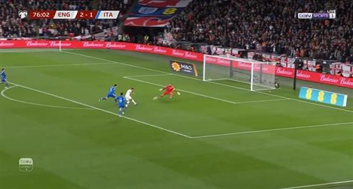 هدف إنجلترا الثالث أمام إيطاليا (هاري كين)