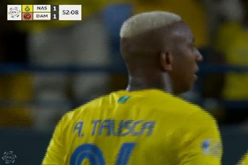 هدف النصر الأول أمام ضمك (تاليسكا)