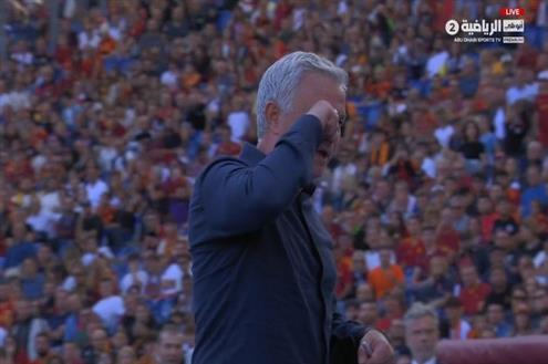 طرد جوزيه مورينيو في مباراة روما ومونزا