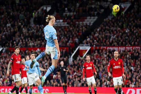 هدف مانشستر سيتي الثاني أمام مانشستر يونايتد (هالاند)