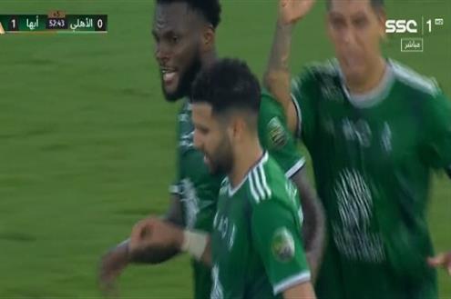 هدف أهلي جدة الأول أمام أبها 