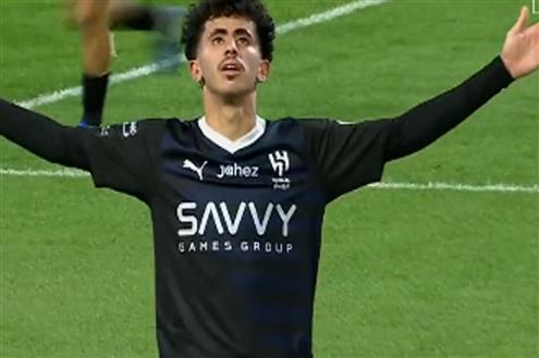 هدف الهلال الثالث أمام الحزم
