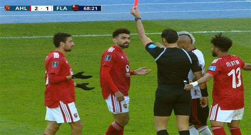 طرد خالد عبد الفتاح بعد العودة لتقنية الـ VAR 