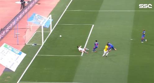 هدف الاتحاد الأول أمام الفيحاء ( كمارا)