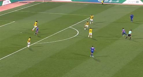 طارق حامد كاد أن يتسبب في هدف أمام الفيحاء