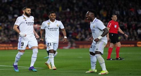 هدف ريال مدريد الأول أمام برشلونة (فينسيوس)