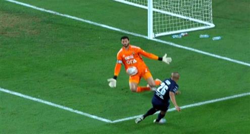 تصدي رائع من محمد الشناوي أمام دودو الجباس لاعب بيراميدز