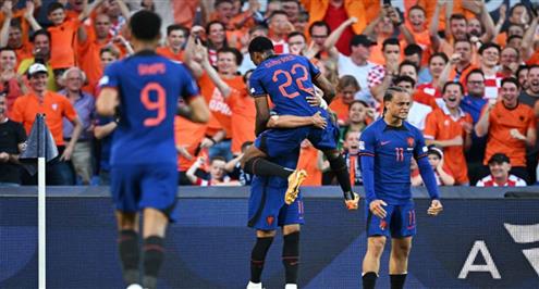 هدف هولندا الأول أمام كرواتيا (دونيل مالين)