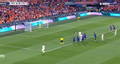 هدف كرواتيا الأول أمام هولندا (كراماريتش)