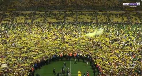 احتفال هستيري من جماهير نانت بعد ضمان البقاء في الدوري الفرنسي