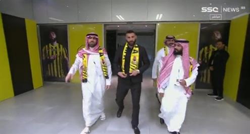 وصول بنزيما ملعب الجوهرة 