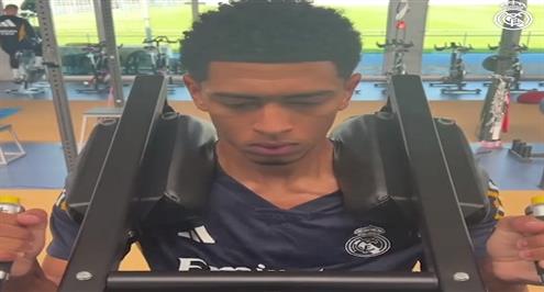 تدرب فريق ريال مدريد في صالة الألعاب الرياضية استعدادا للموسم الجديد 