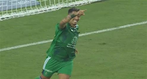 فيرمينيو يسجل ثاني أهدافه مع الأهلي أمام الحزم